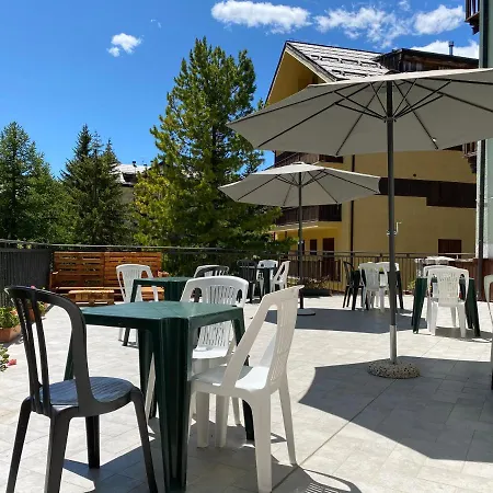 Della Luna Non è Un è Quello Che Cercavi *