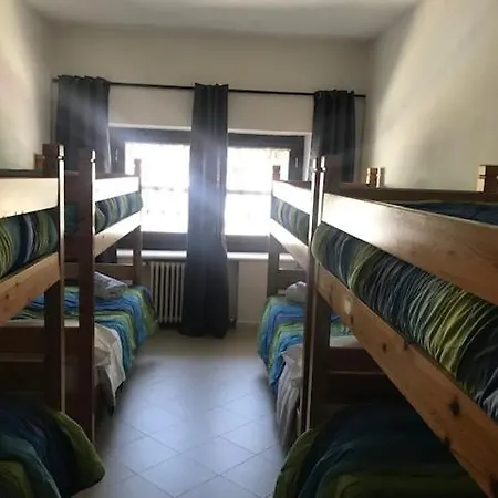 Della Luna Non è Un è Quello Che Cercavi *