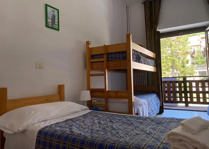 Hotel Della Luna Non E Un E Quello Che Cercavi Claviere