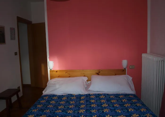Della Luna Non E Un E Quello Che Cercavi Hotel Claviere