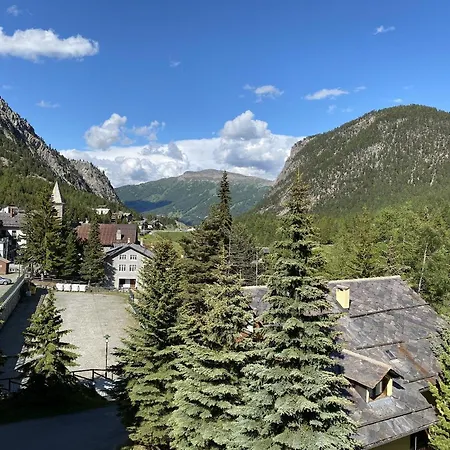 Della Luna Non E' Un E' Quello Che Cercavi Hotel